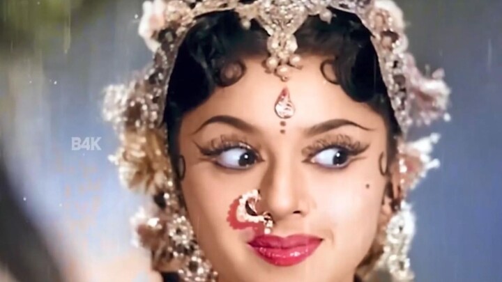 【رقصة التحدي والفضيحة المذهلة】 لاعبة تمارين الإذاعة الرياضية تفوز على إلهة الرقص الكلاسيكي بادميني (