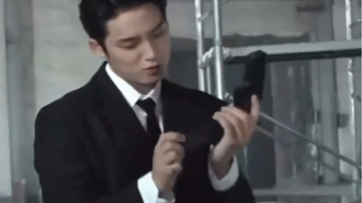 Cỗ máy gây họa gia đình hoàn toàn tự động [Kim Min Kyu]