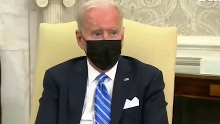 Phiên bản đầy đủ nhất của Biden bị tiêu chảy (biểu cảm của anh ấy bắt đầu trông kỳ lạ ở giây thứ 14)