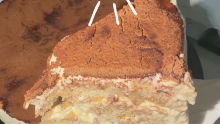 TIRAMISU CAKE