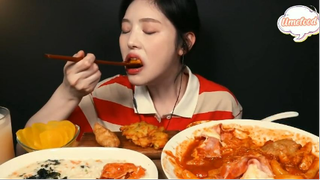 Bánh gạo xốt kem thịt xông khói và gà rán giòn rụm phần 5 #anngonmoingay