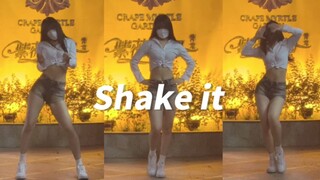短裤和酒杯腿最配！丝滑性感Shake it～
