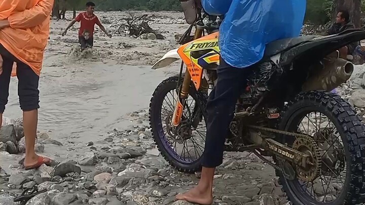 Tolong dulu🤣