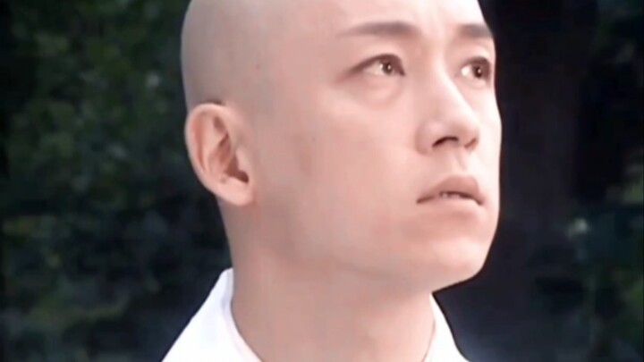 My Xu Xian would never betray me; the look in his eyes when he loves me is truly unwavering.