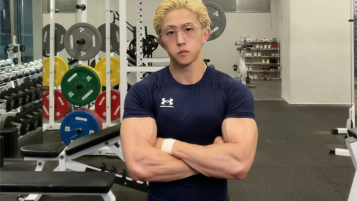 Pangeran Vegeta Mengajari Anda Latihan Core!