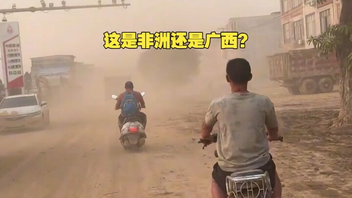 Sau trận lũ, Quảng Tây trông như châu Phi vậy?