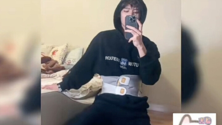 เสื้อเชิ้ตสีแดงเข้ม คุณก็ทำได้ #หน้าตาดี #หุ่นสองชั้น #แปลงโฉม