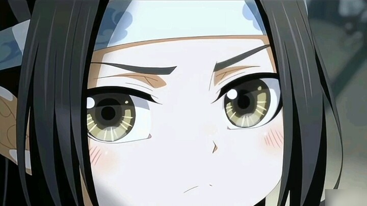 Ai biết khi còn bé anh ấy rất dễ thương? Ai biết khi lớn lên anh ấy sẽ hung dữ như vậy?