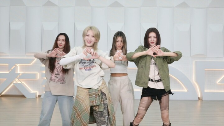 ROLLING SISTERS "Rolling Life" Dance Challenge