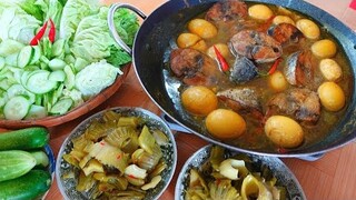 Cá Ngừ Kho Hột Vịt • Bữa Cơm Sum Vầy Nghe Kể Chuyện "Ngày Xưa" | MTQH