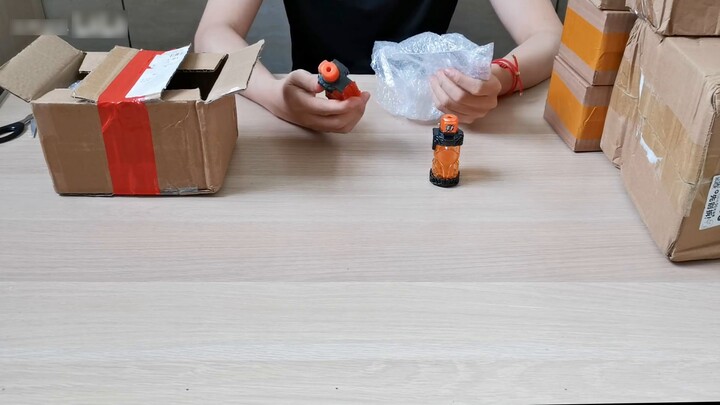 Nếu mở 10 Túi may mắn Kamen Rider cùng một lúc, liệu có bất ngờ gì không?