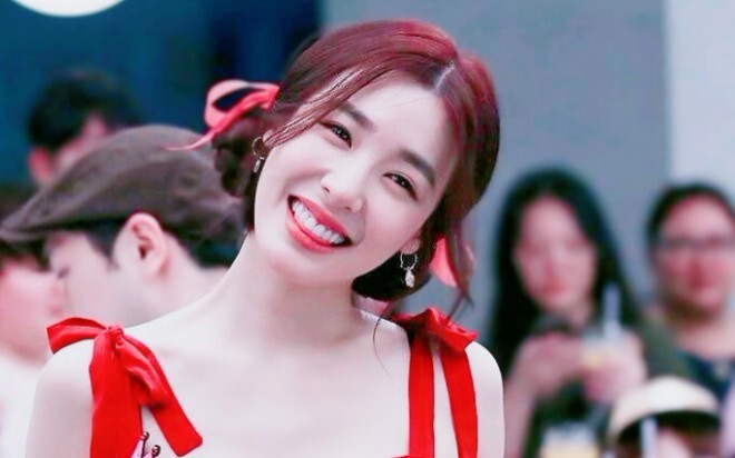 【Hwang Mi-young】50 Lensa Senyuman ‖ Tidak heran dia wanita Korea Selatan dengan senyuman tercantik