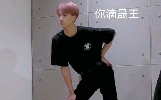 【พัคจีซอง】ยังมีใครที่ยังไม่ได้ดูคลิปไลฟ์สตรีมตอนซ้อม BOOM ของพี่ชายคนที่ 25 ของเราบ้างไหม～