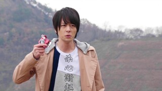 「假面骑士Build」：“来自战兔对挤压三傻的复仇！”