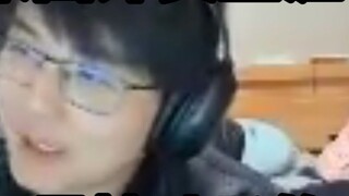 Pingzi's life as a food deliveryman in the US, "The ones in the grooves are all smokers, and they sa