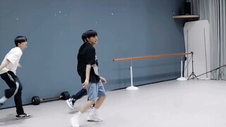 Phần liên quan của thầy Liu Jun "N việc phải làm cùng nhau"