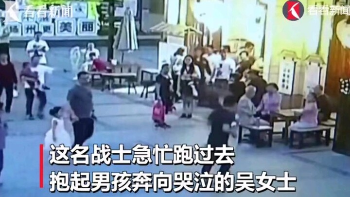 A 6-year-old boy went missing and his mother was devastated. A soldier found the child, hugged him, 
