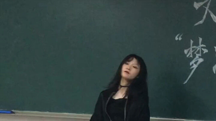 High school girl dancing Korean-style dance