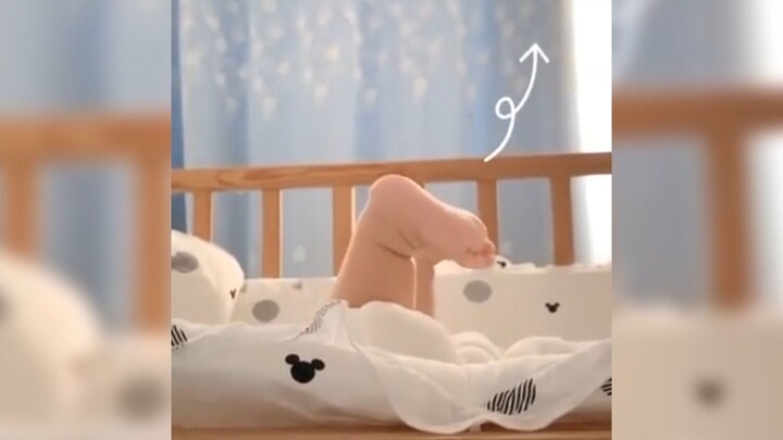 #สัญญาณตื่นนอนของลูกมนุษย์# ติ๊ดๆ ลูกรักของคุณเปิดเครื่องแล้ว รีบมากอดหน่อยสิ!