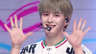 威神V最新回归曲BIG BANDS首打歌舞台