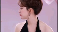 Ahhh, this part made me laugh to death, Ms. Zhao Lusi is the queen of sketches, the beginning, devel