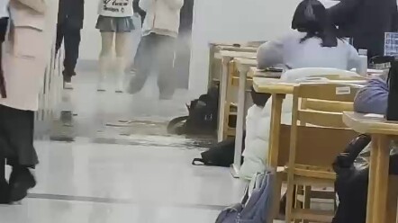 图书馆漏了