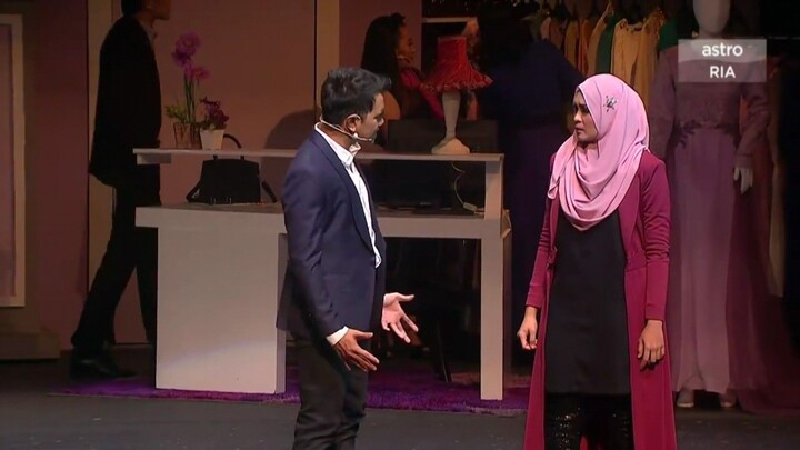 Dia semanis Honey (Musical)