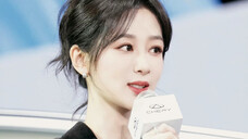 ฉันได้ยินมาว่า CEO และภรรยาของ CEO ชอบผู้หญิงคนเดียวกันเหรอ?