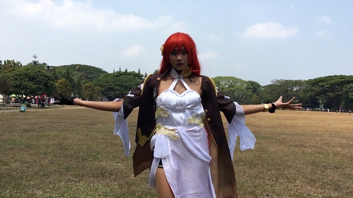 COSPLAYER di EVENT SMARTFREN WOW (Himeko, Midari, Hyuga, Agyo fem.ver, Mikey)