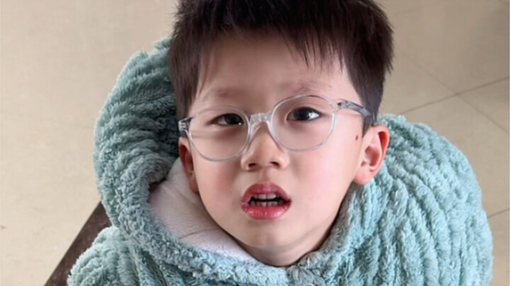 Anak-anak yang sudah besar mulai menganggap ibu merepotkan.