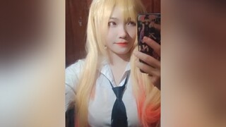 khi cr bạn nhỡ nói câu " kitagawa-san cậu ăn nhiều nhưng ốm nhỉ..." 🤬 sonobisquedollwakoiwosuru