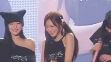 Sister Qiaosi advanced to the "Five Laughs One" category. What did we see at the concert? She laughe