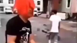 الساعة ذات الاتجاه المعاكس