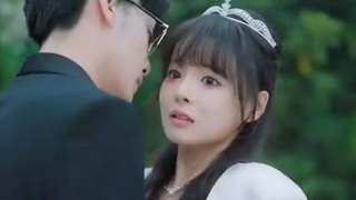 Mahasiswi menikah dengan CEO karena hamil, mengira itu kontrak, tapi CEO memanjakannya