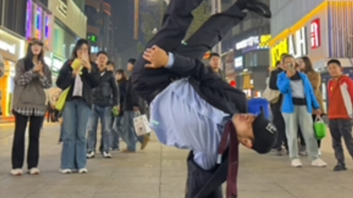 Street Performance After Work: A Little Show!