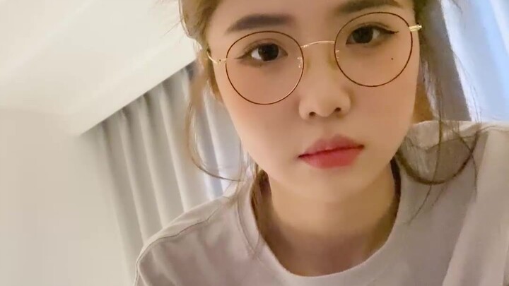 Bro, pacar kayak gini mana mungkin nggak cinta~