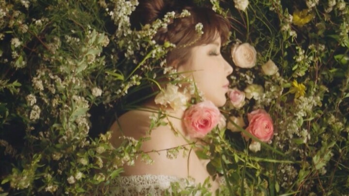 [1M Collaboration] Mina Myoung choreographs Park Bom’s comeback single