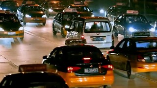 小伙被不法分子控制，偷偷用对讲机和全城出租车司机联系，结果太感人