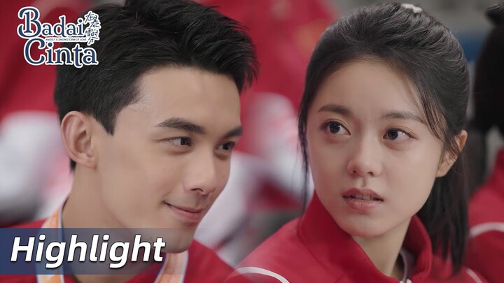 Highlight EP29 Memberi medali emasnya ke Yin Guo | Amidst a Snowstorm of Love | WeTV【INDO SUB】