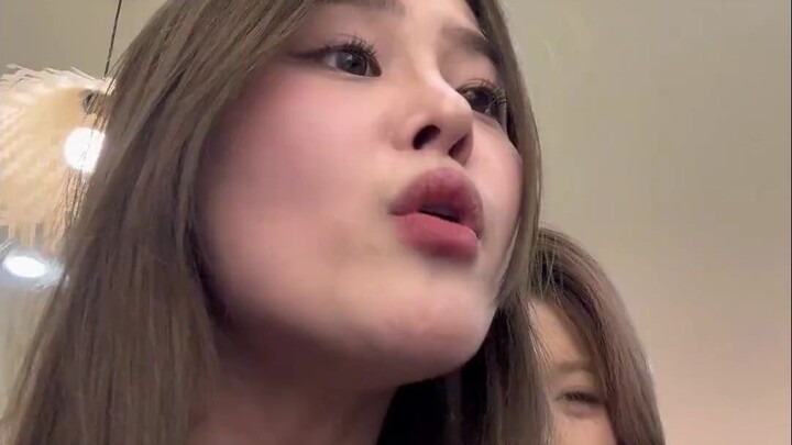 بأسلوبه الخاص، نرد عليه بنفس الطريقة