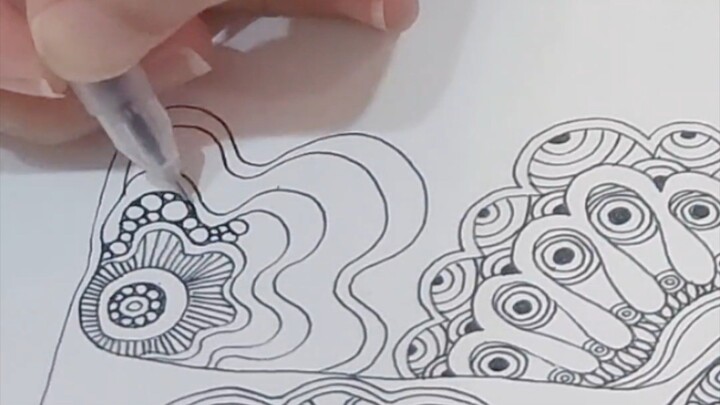 Zentangle - Florals pattern 花卉图禅绕画#zentangle #learntodraw #creativehealing #禅绕画 #疗愈绘画 #画画 #手绘