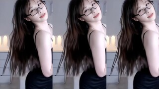 Duduk yang rapi, seorang peri kecil Xianruo akan mengemudikan kereta api nih~