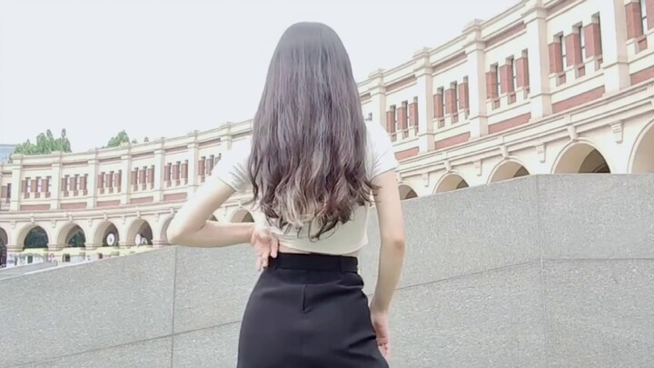 [Mei Xiong] Your senior is here~ I heard you can be both cute and sexy! (G) I-DLE's Xu Suzhen goes v