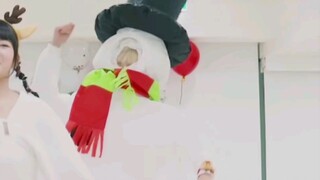 注意看！这个雪人里的女孩是liz⛄