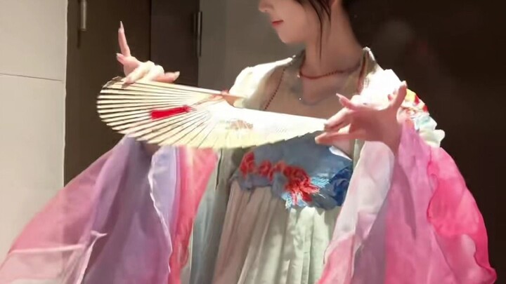 It really does look like the Great Hammer 3 of the Huanhuan Sect.