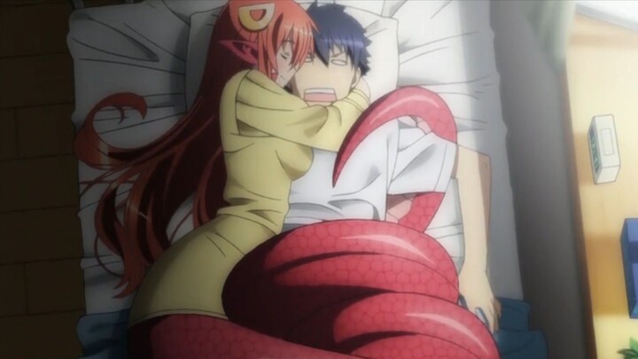 tidur bareng manusia ular njir🤤🤤