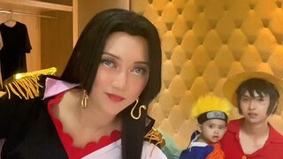Ketika Hancock dan Luffy Nyulik Naruto diajakin tiktokan mulu