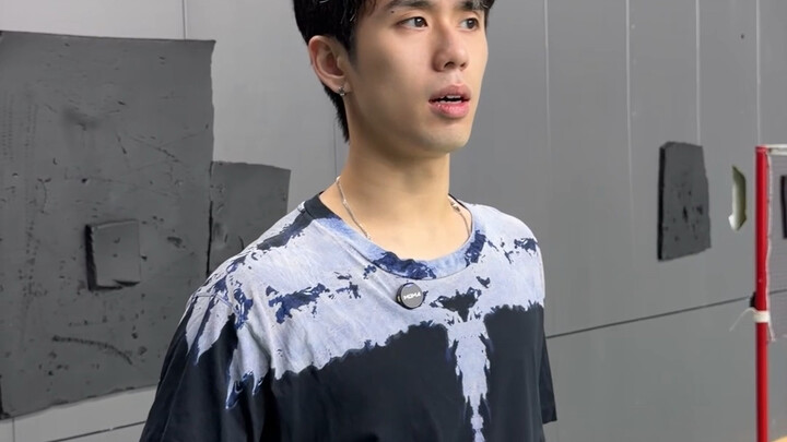 When a Hong Kong guy who speaks broken English signs up for a 19.9-yuan trial class