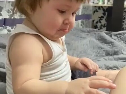 Cute kid: “It hurts you, but it hurts me more”... hh