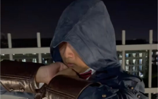 【New Treasure Island】Assassin mentor Arno Dorian actually jumped on the dormitory rooftop